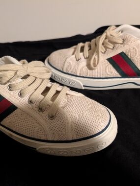 Gucci Cream Knit Sneakers with Green and Red Web Stripe 1977 Tennis